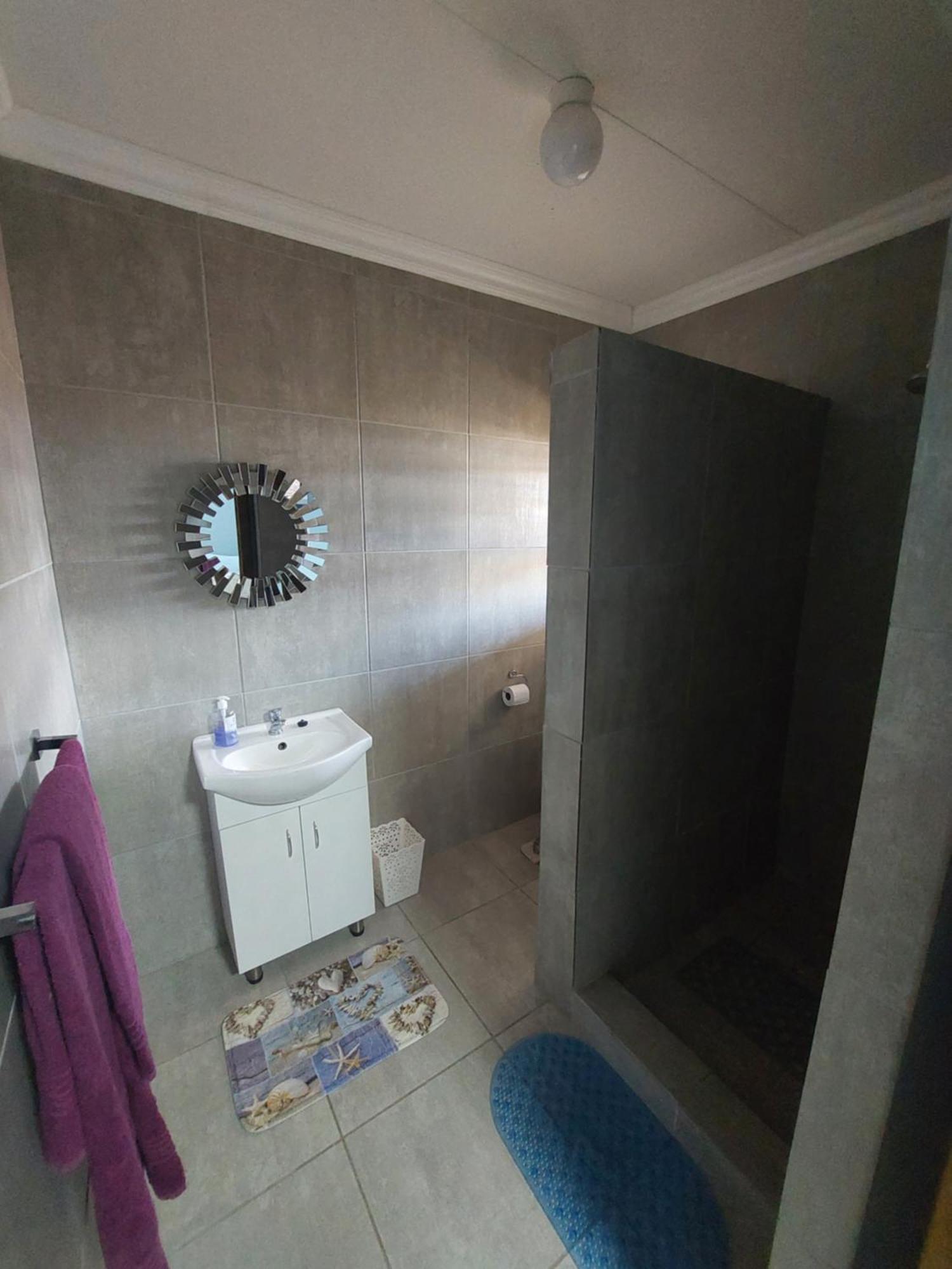 Tj Self-Catering Apartment Graaff Reinet Room photo